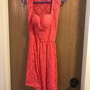 Sleeveless pink dress